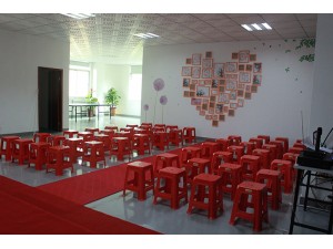 活動(dòng)室靚照分享——“愛(ài)心墻”出彩( ′▽?zhuān)?